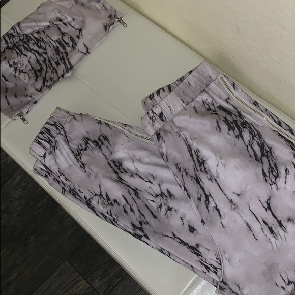 Marble Fashion Nova 2 piece Set ✨💫 - Picture 3 of 5